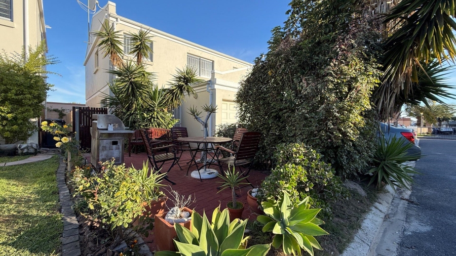 3 Bedroom Property for Sale in Parklands Western Cape